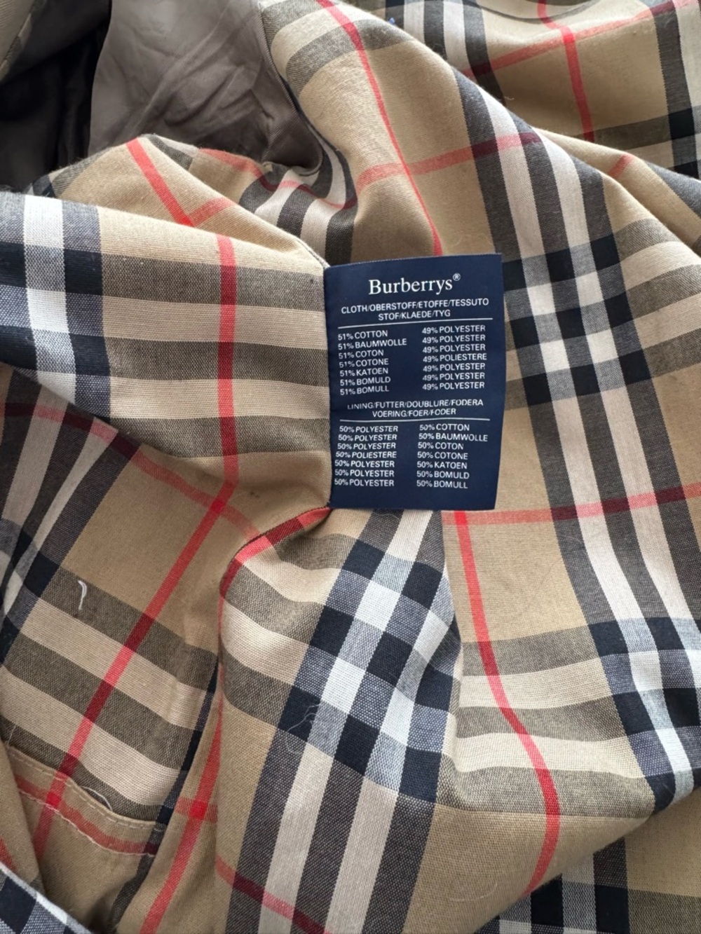 Men’s vintage Burberry long trench coat. - Picture 7 of 8